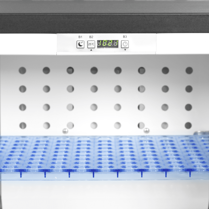 Réfrigérateur minibar à porte vitrée